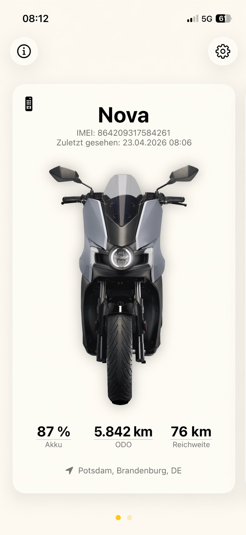 Keep an eye on your scooter’s battery, range, and location at a glance.